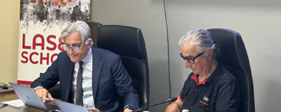 Illustrazione 3D del trattamento laser esterno Fotona® per lichen scleroso e estetica ginecologica